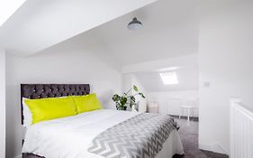 Whole House In Centre Of Town Ideal For Contractors And Professionals